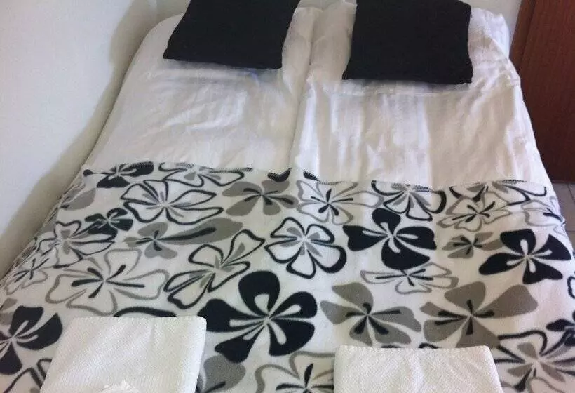 Fotos del hotel Guesthouse Bjarney:  7