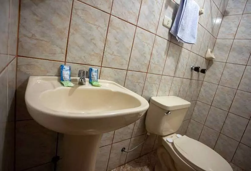 Fotos del hotel Hostal La Payacha:  17