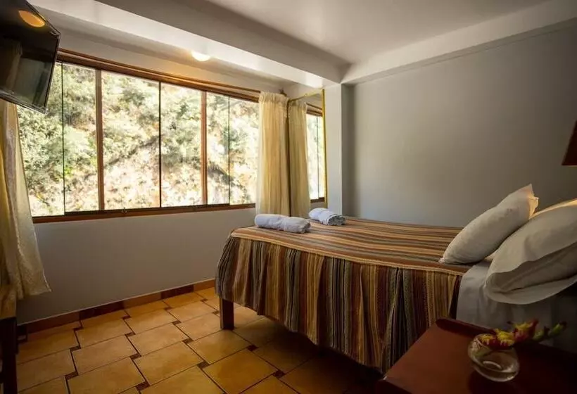 Fotos del hotel Hostal La Payacha:  22