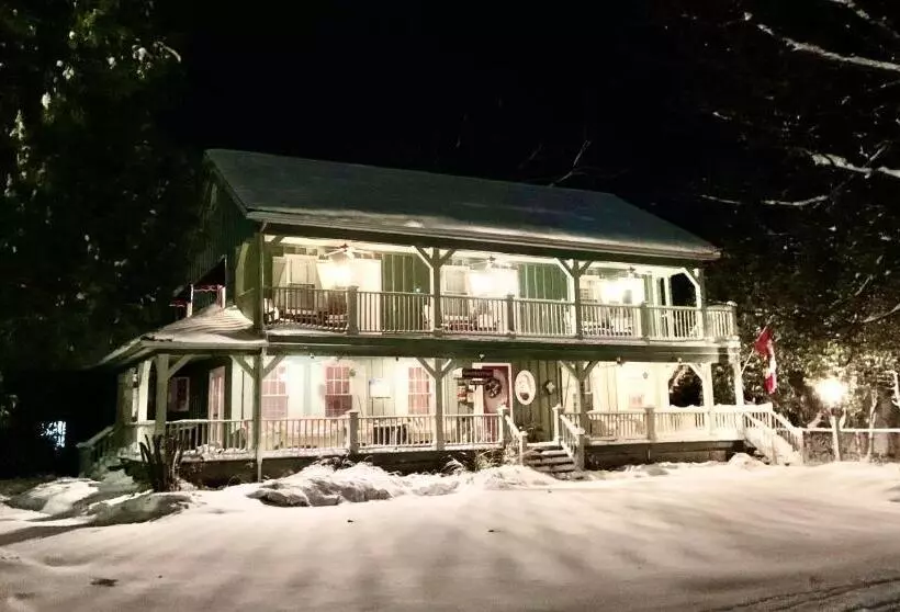 Fotos del hotel Weatherpine Inn:  5