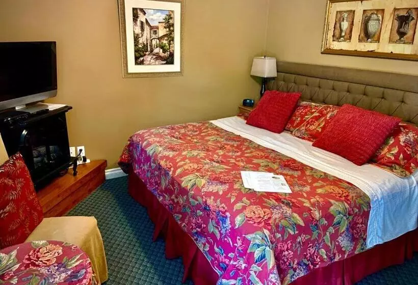 Weatherpine Inn