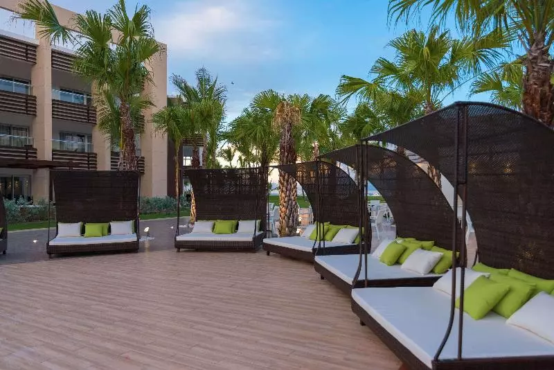 Fotos del hotel Radisson Blu Resort & Residence Punta Cana All Inclusive:  3