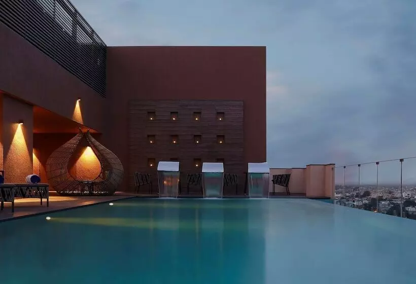 Fotos del hotel Novotel Lucknow Gomti Nagar:  19