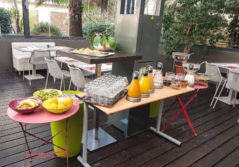 Fotos del hotel Esatitude:  12