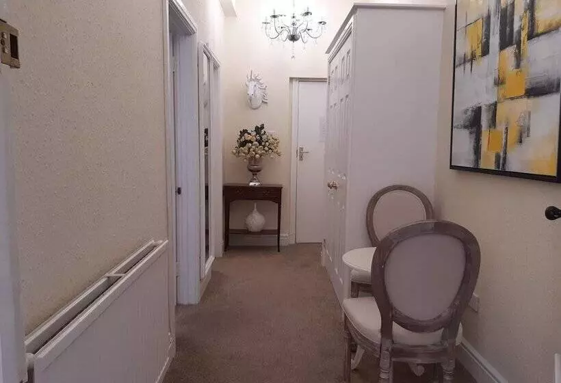 Fotos del hotel Brocks Guest House:  2