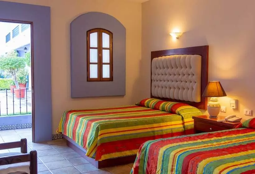 Fotos del hotel Santa Helena Plaza:  2