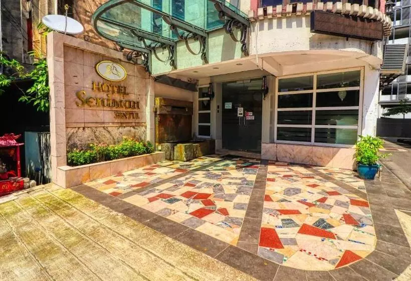Fotos del hotel Seniman Sentul:  7