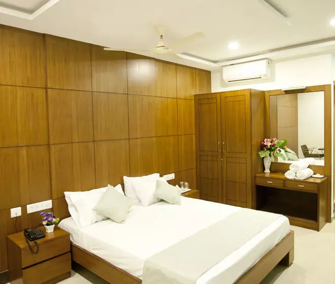 Fotos del hotel Shoba Residency:  19
