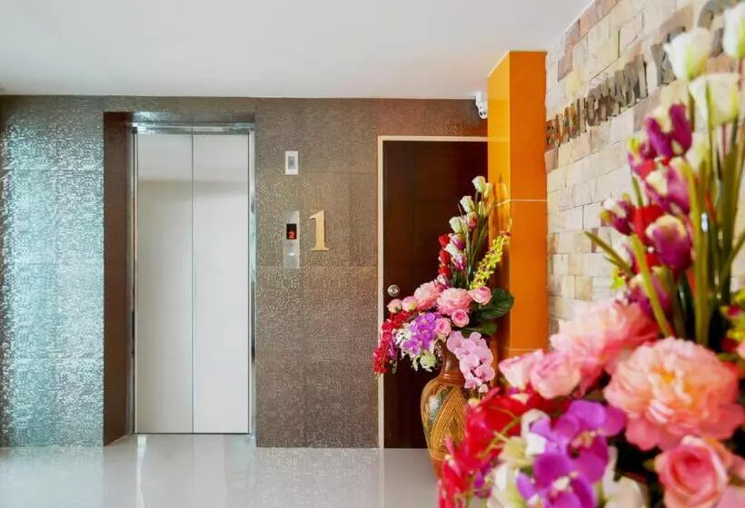 Fotos del hotel Family:  12