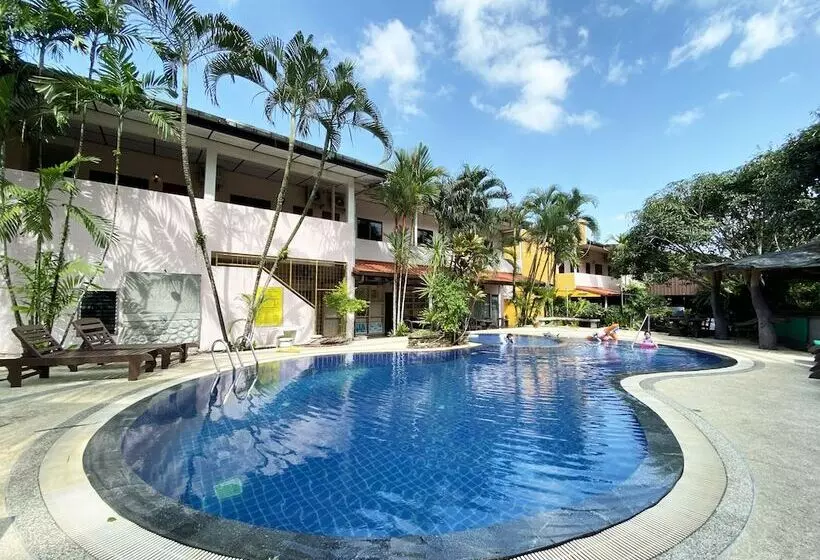 Khaolak Grand City