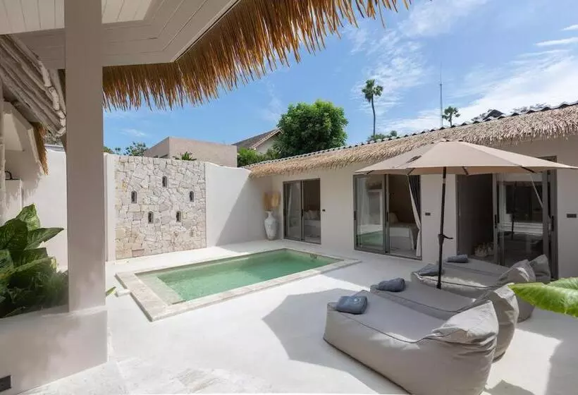 Fotos del hotel Eden Beach Bungalows:  2