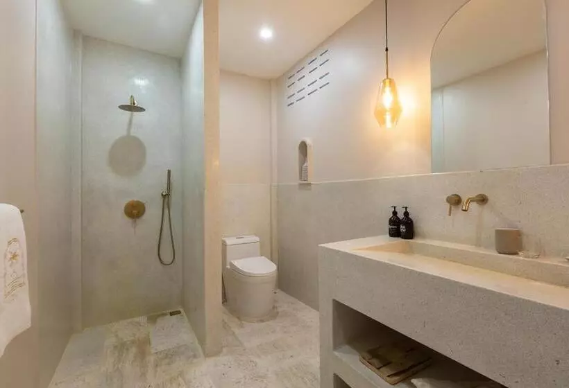 Fotos del hotel Eden Beach Bungalows:  8