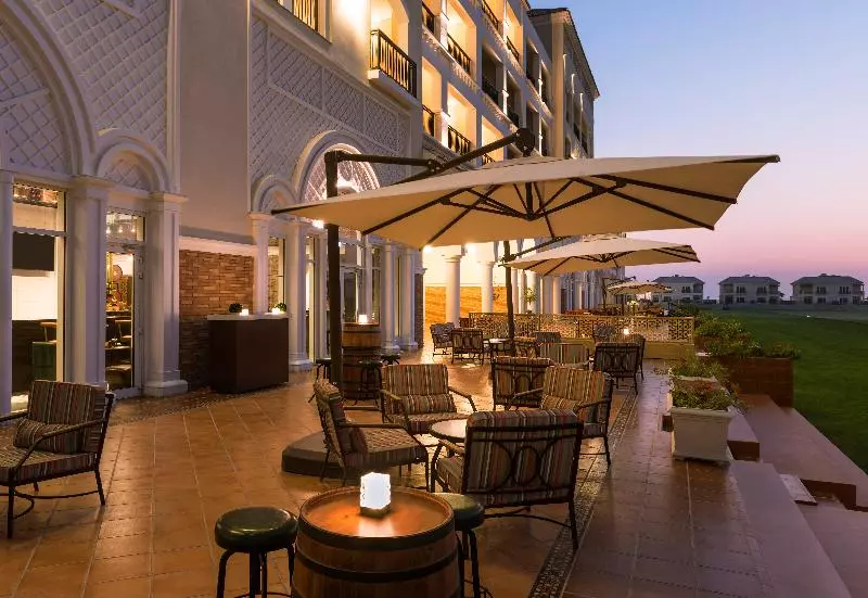 Fotos del hotel Al Habtoor Polo Resort Llc:  9