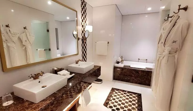 Fotos del hotel Al Habtoor Polo Resort Llc:  11