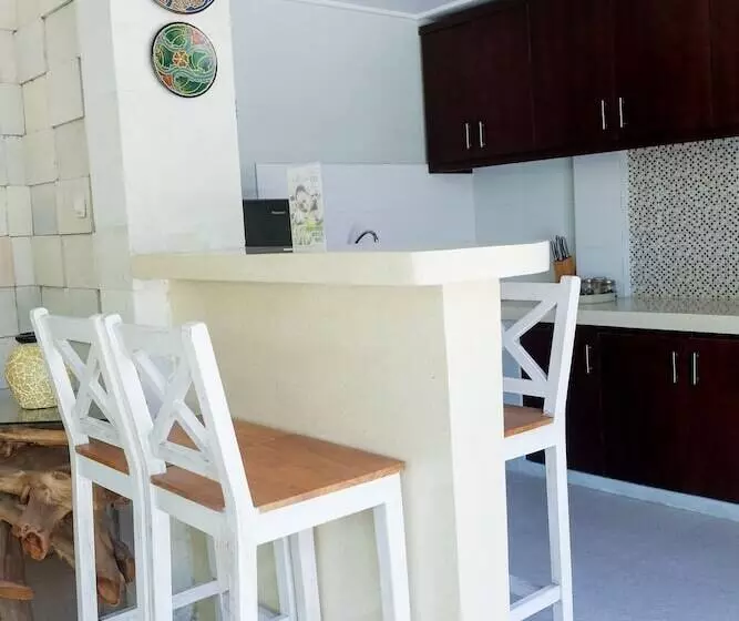 Fotos del hotel Villa Bau Nyale:  8