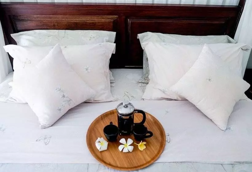 Fotos del hotel Villa Bau Nyale:  23