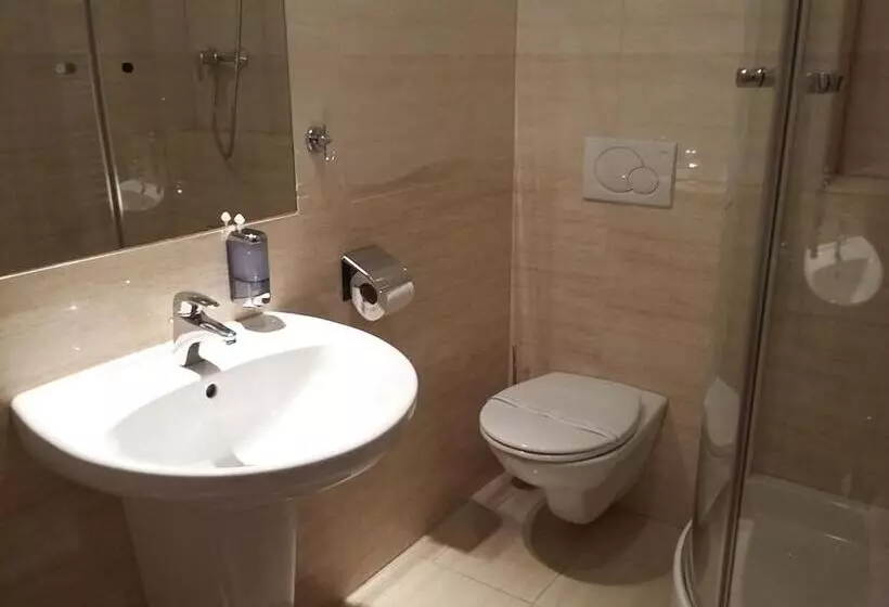 Fotos del hotel Auto Jas:  8