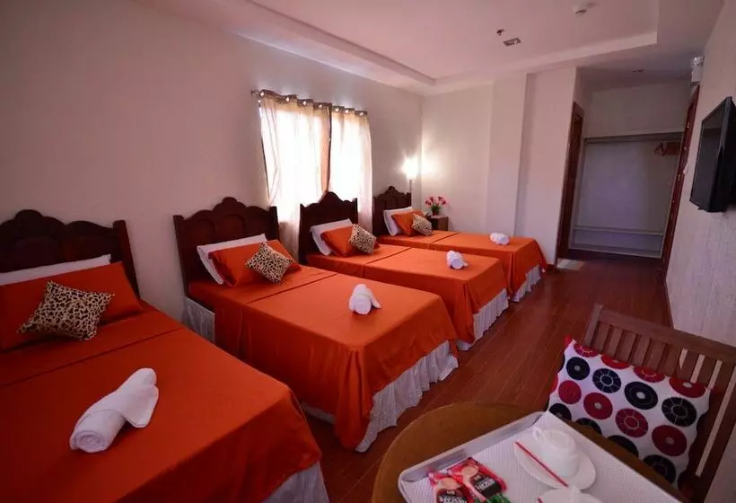 Fotos del hotel Casanas Suites:  2