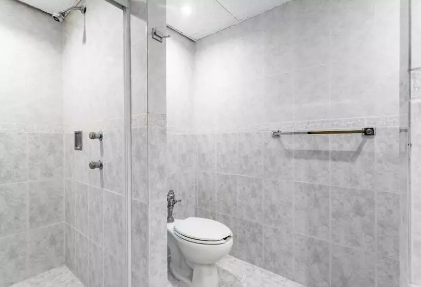 Fotos del hotel Capital O Andrade:  6