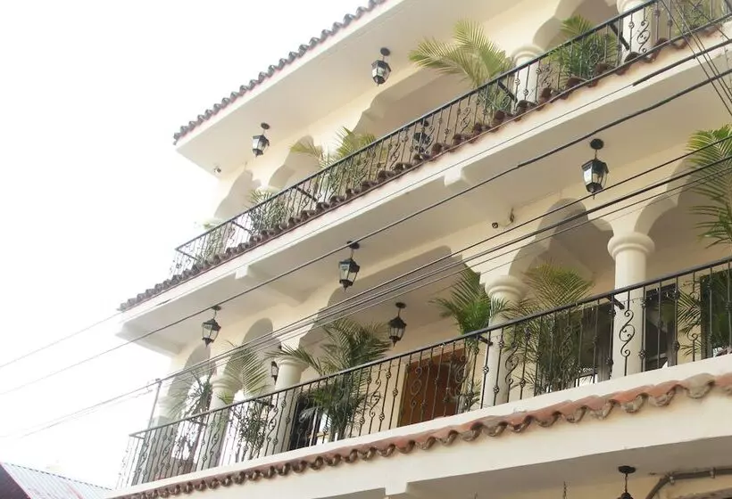 Fotos del hotel Casa Colonial:  3