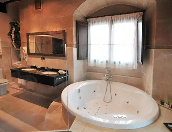 Fotos del hotel Hospedería Palacio De Casafuerte:  3