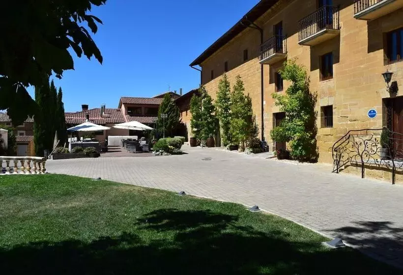 Fotos del hotel Hospedería Palacio De Casafuerte:  25