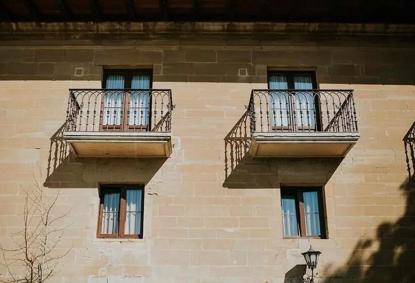 Fotos del hotel Hospedería Palacio De Casafuerte:  24