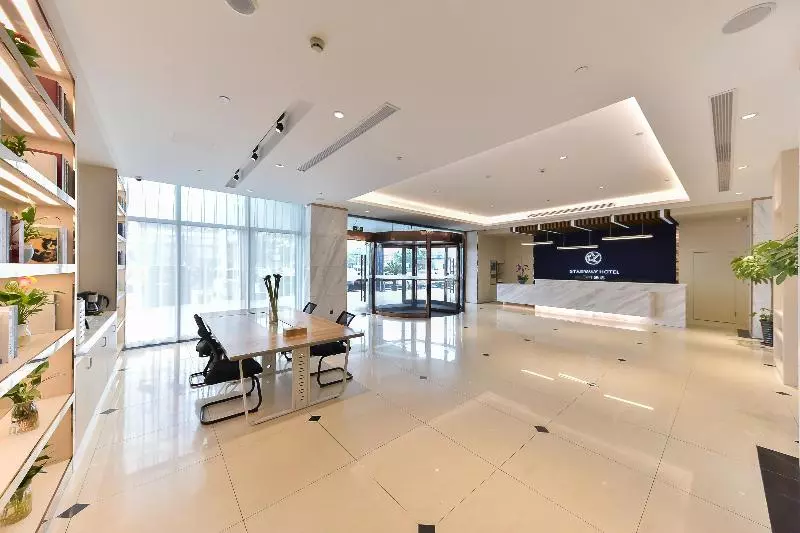 Fotos del hotel Starway Hotel Hongqiao Transportation Hub:  2