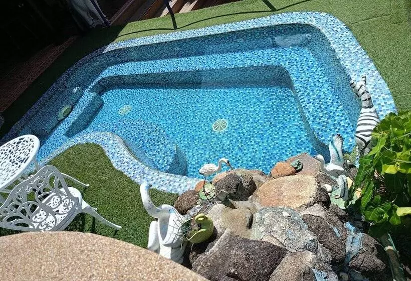 Fotos del hotel Patong Sunbeach Mansion:  4