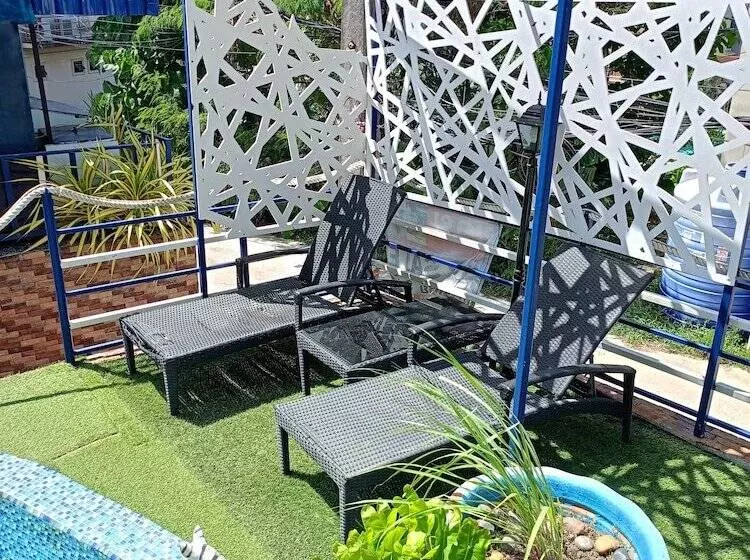 Fotos del hotel Patong Sunbeach Mansion:  9