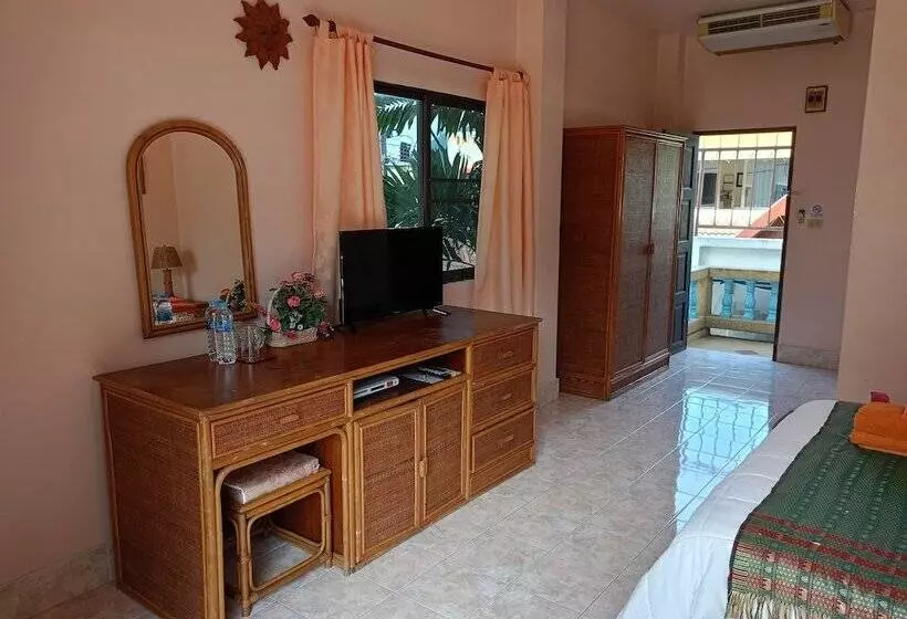 Fotos del hotel Patong Sunbeach Mansion:  20
