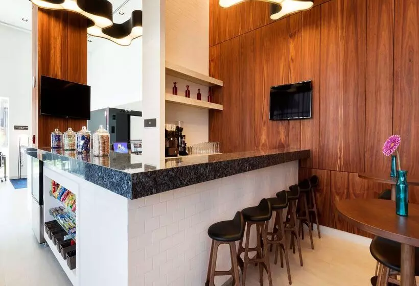 Fotos del hotel Hampton Inn By Hilton Cancun Cumbres:  7