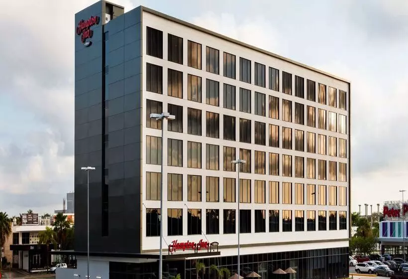 Hampton Inn By Hilton Cancun Cumbres