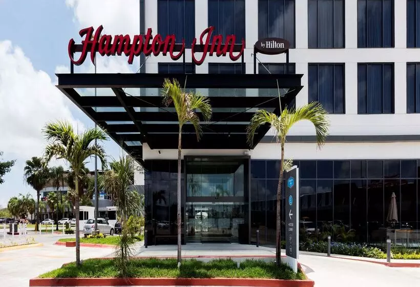 Fotos del hotel Hampton Inn By Hilton Cancun Cumbres:  10