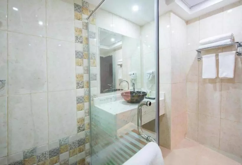 Fotos del hotel Royal Tulip  Llc:  9