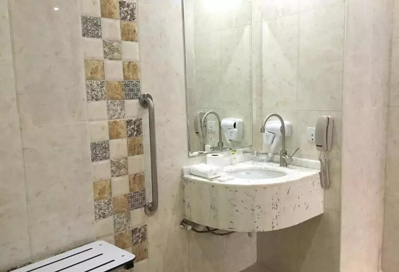 Fotos del hotel Royal Tulip  Llc:  15