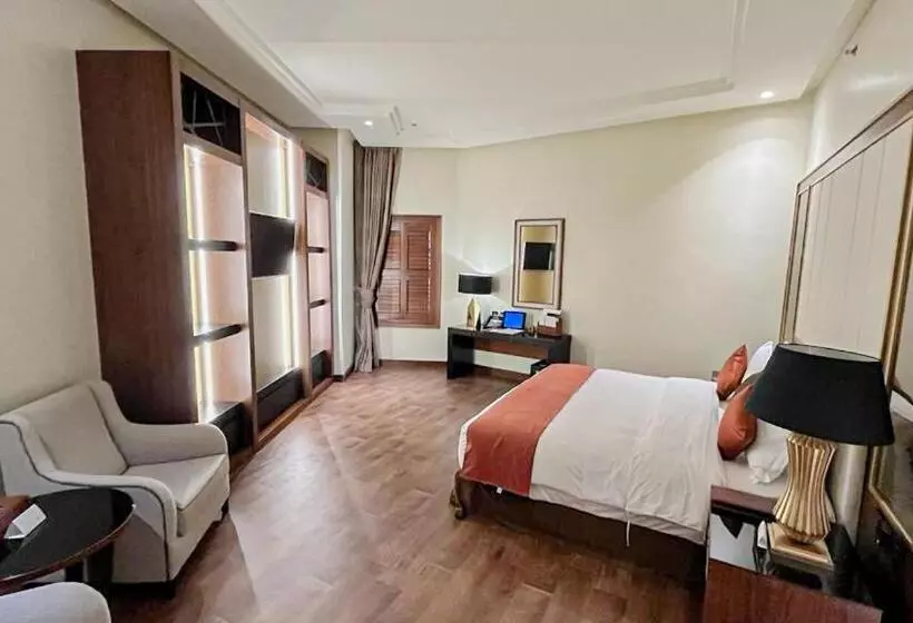 Fotos del hotel Bayat:  7