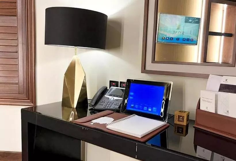 Fotos del hotel Bayat:  12