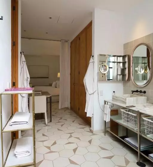 Fotos del hotel L'ôtel At Dôce18 Concept House:  8