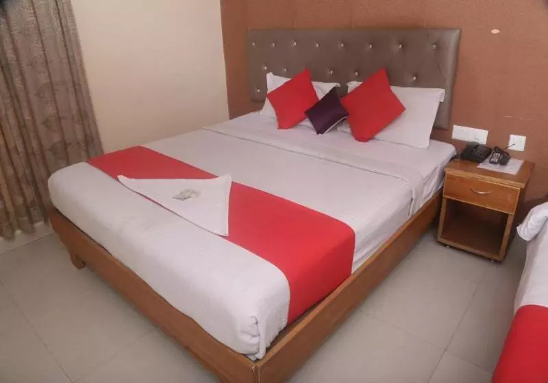 Fotos del hotel Lotus Grand:  25