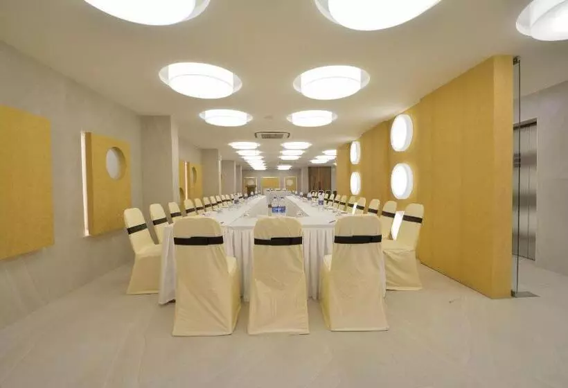 Fotos del hotel Urbane The:  3