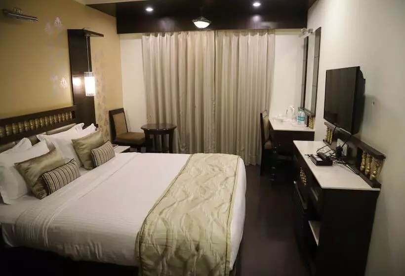 Fotos del hotel The Gandhi International:  6