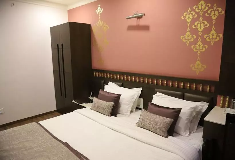 Fotos del hotel The Gandhi International:  17