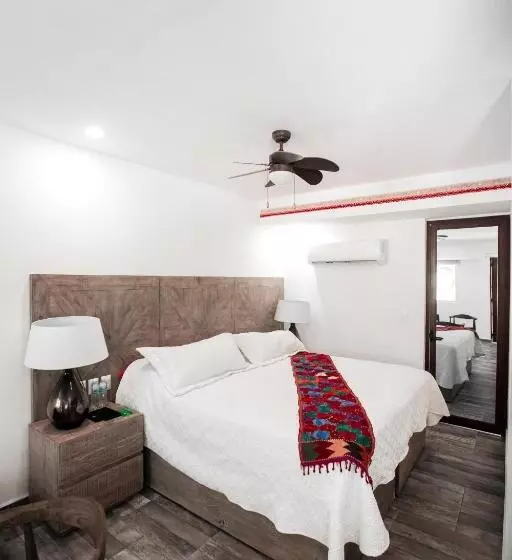 Fotos del hotel Paradise Suites:  24