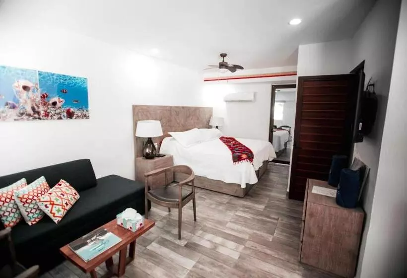 Fotos del hotel Paradise Suites:  2
