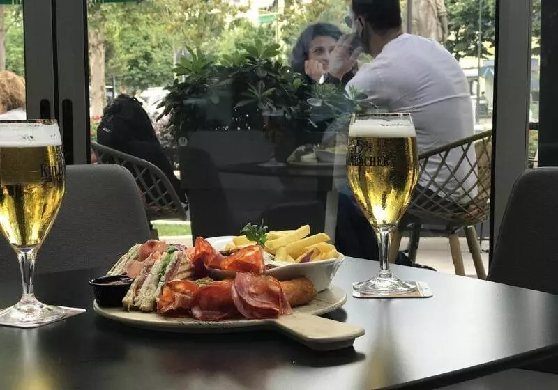 Fotos del hotel Colosseo Tirana:  6