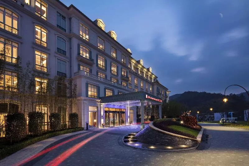Fotos del hotel Hilton Garden Inn Hangzhou Lu'niao:  2