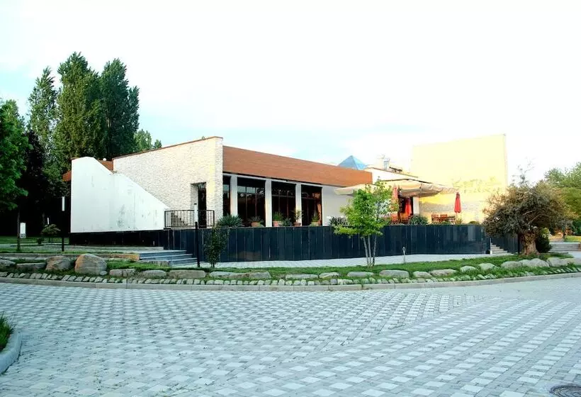 Fotos del hotel Sheki Olimpiya Hotel & Resort:  14