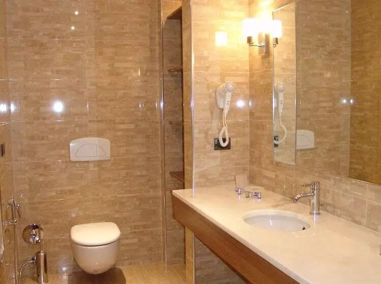 Fotos del hotel Sheki Olimpiya Hotel & Resort:  7