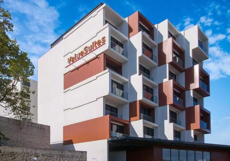 Value Suites Green Square